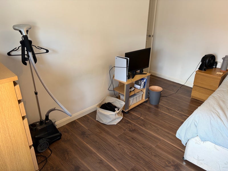 Room Wentworth Street in Greater London