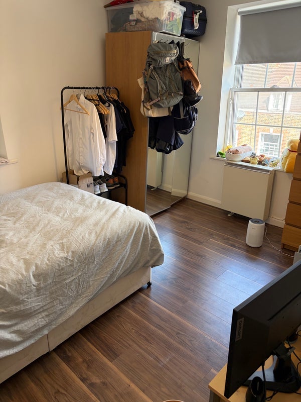 Room Wentworth Street in Greater London