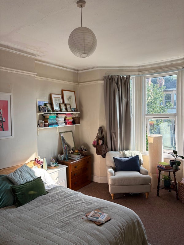 Room Rokeby Avenue in Bristol