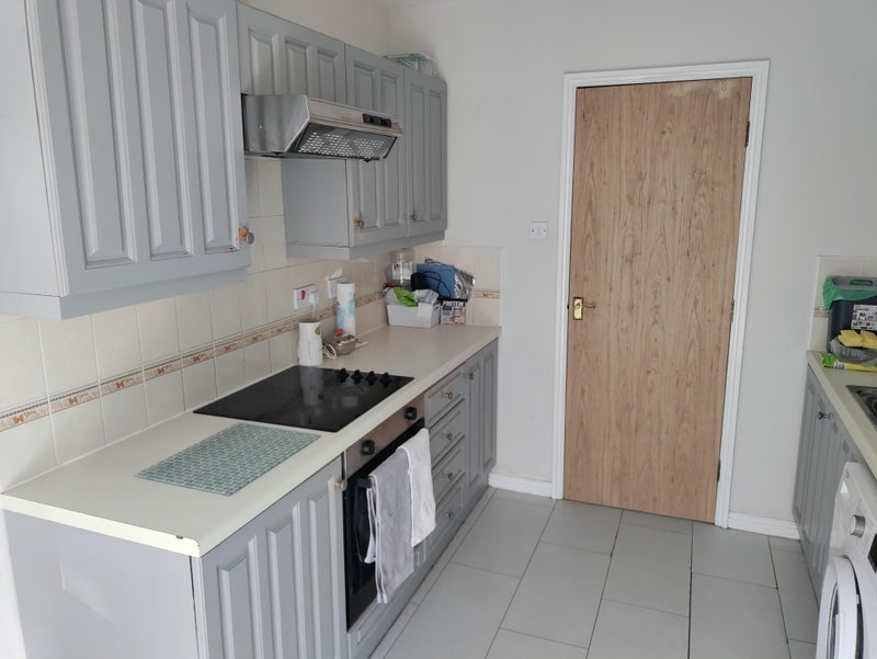 Room Linen Court in Salford