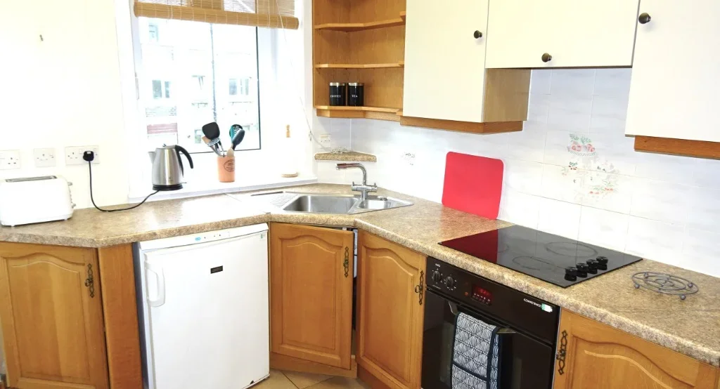 Flat Willowbank Road in Aberdeen City