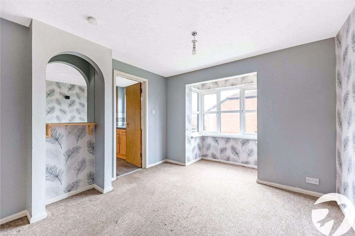 Flat Unicorn Walk in Dartford