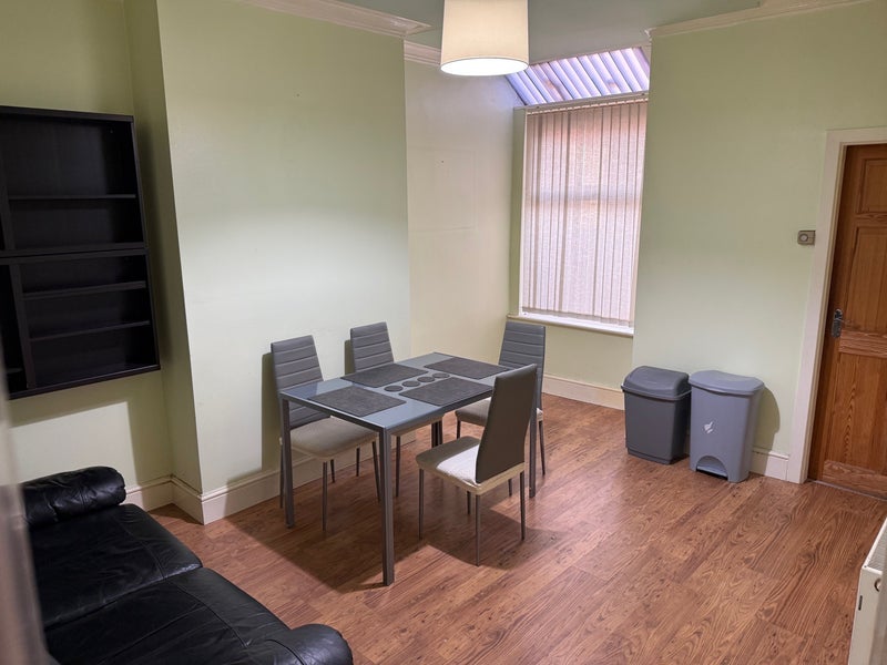 Room Oakdene Street in Manchester