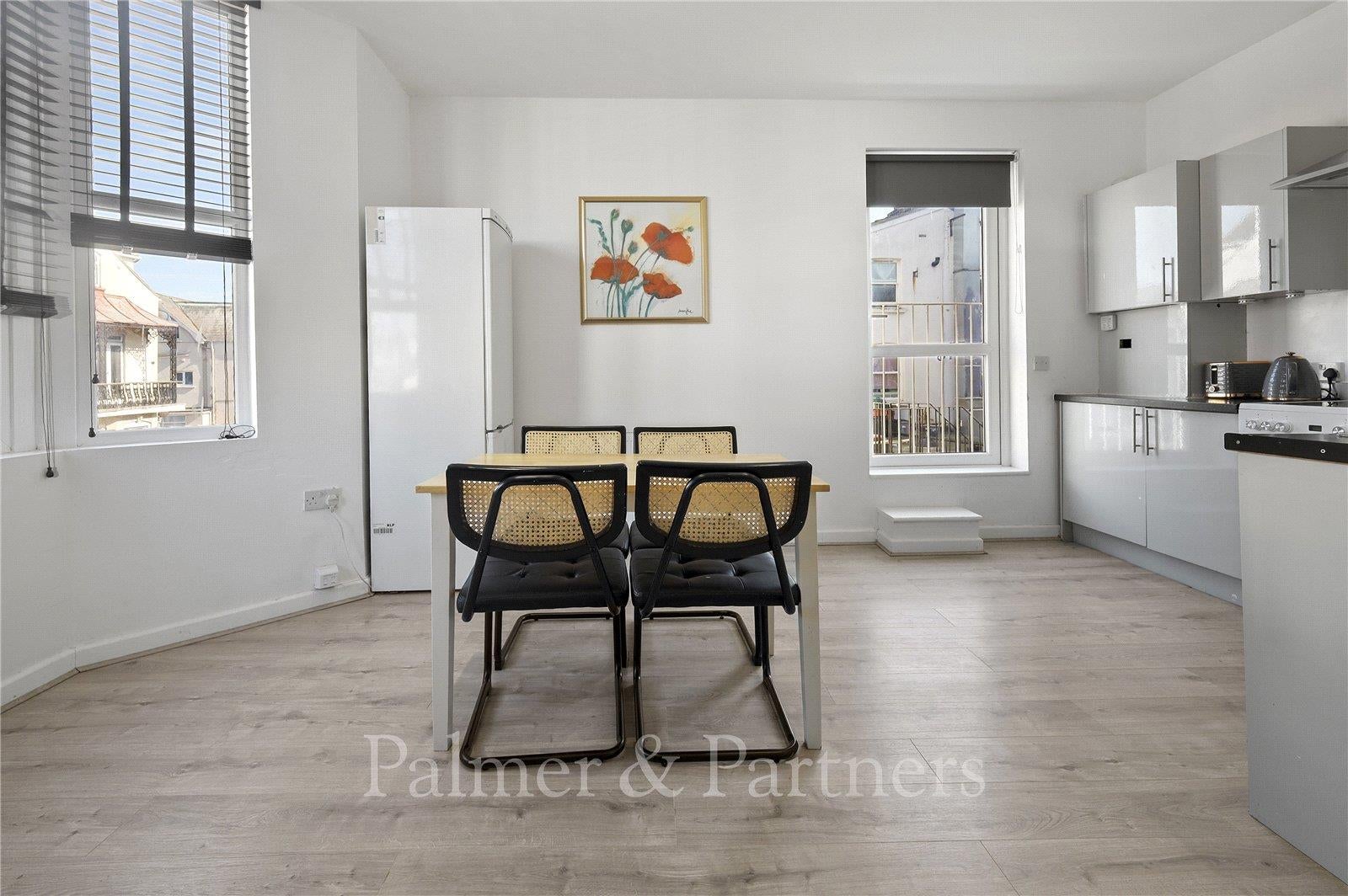 Flat Colne Road in Clacton-on-Sea