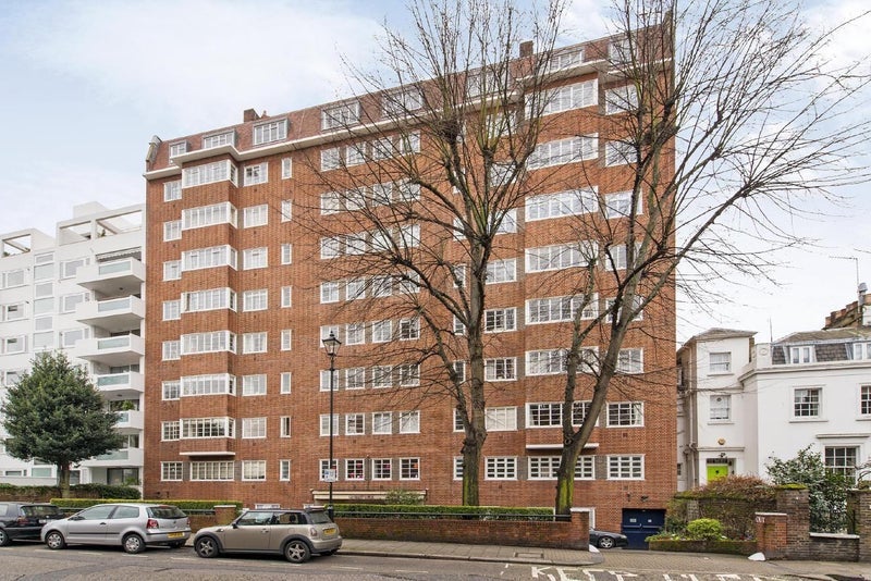 Flat St Petersburgh Place in City of Westminster