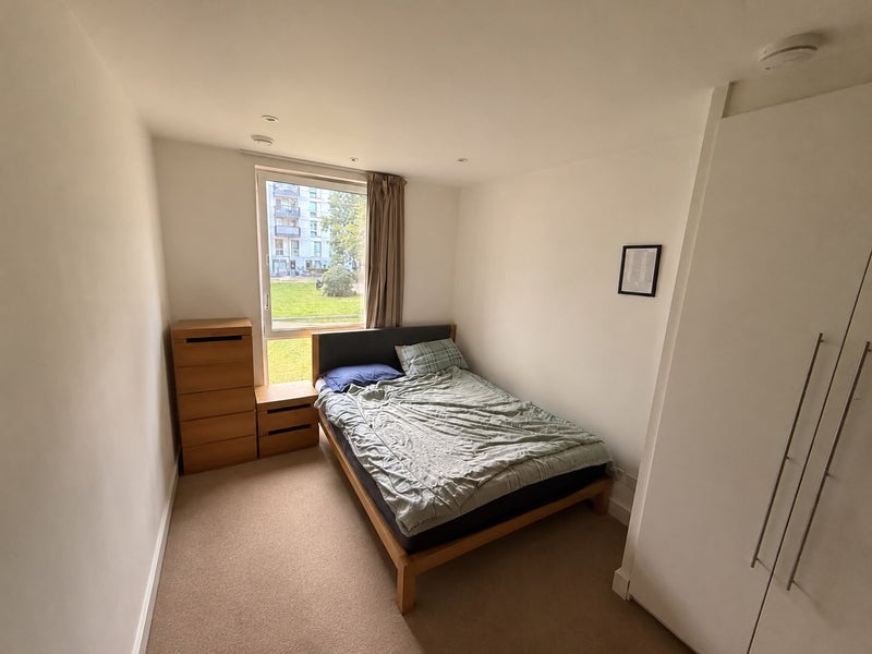 Room Liberty Bridge Road in Greater London