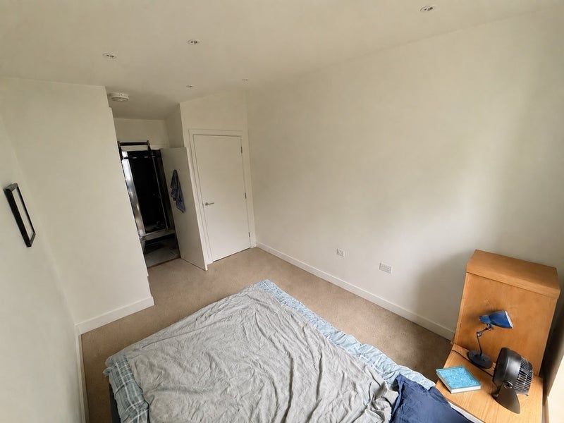 Room Liberty Bridge Road in Greater London