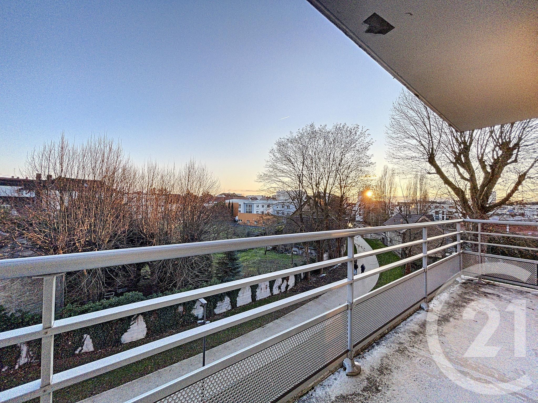 Flat Rue Adolphe Thiers in Saint-André-les-Vergers