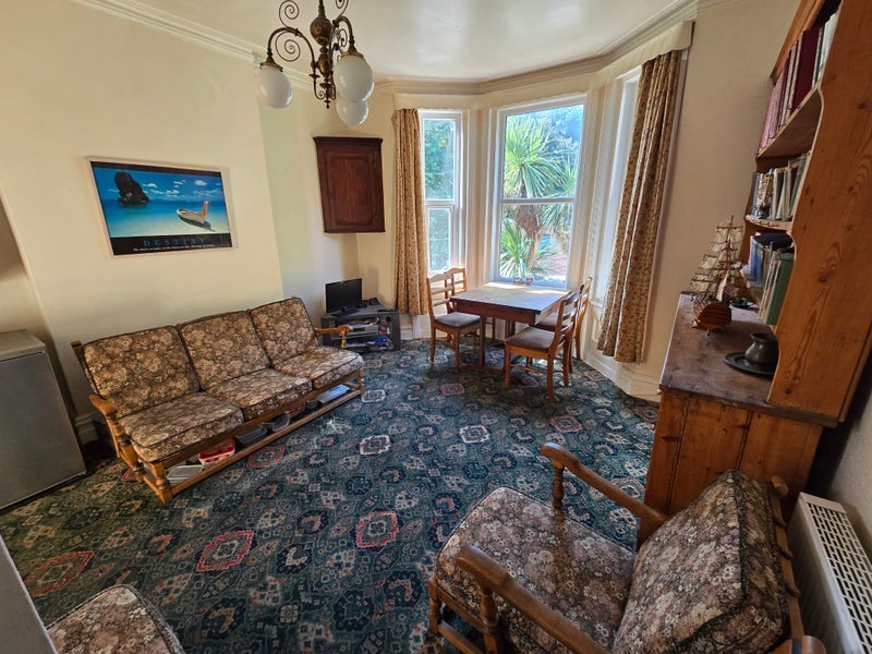 Room Iddesleigh Road in Bournemouth