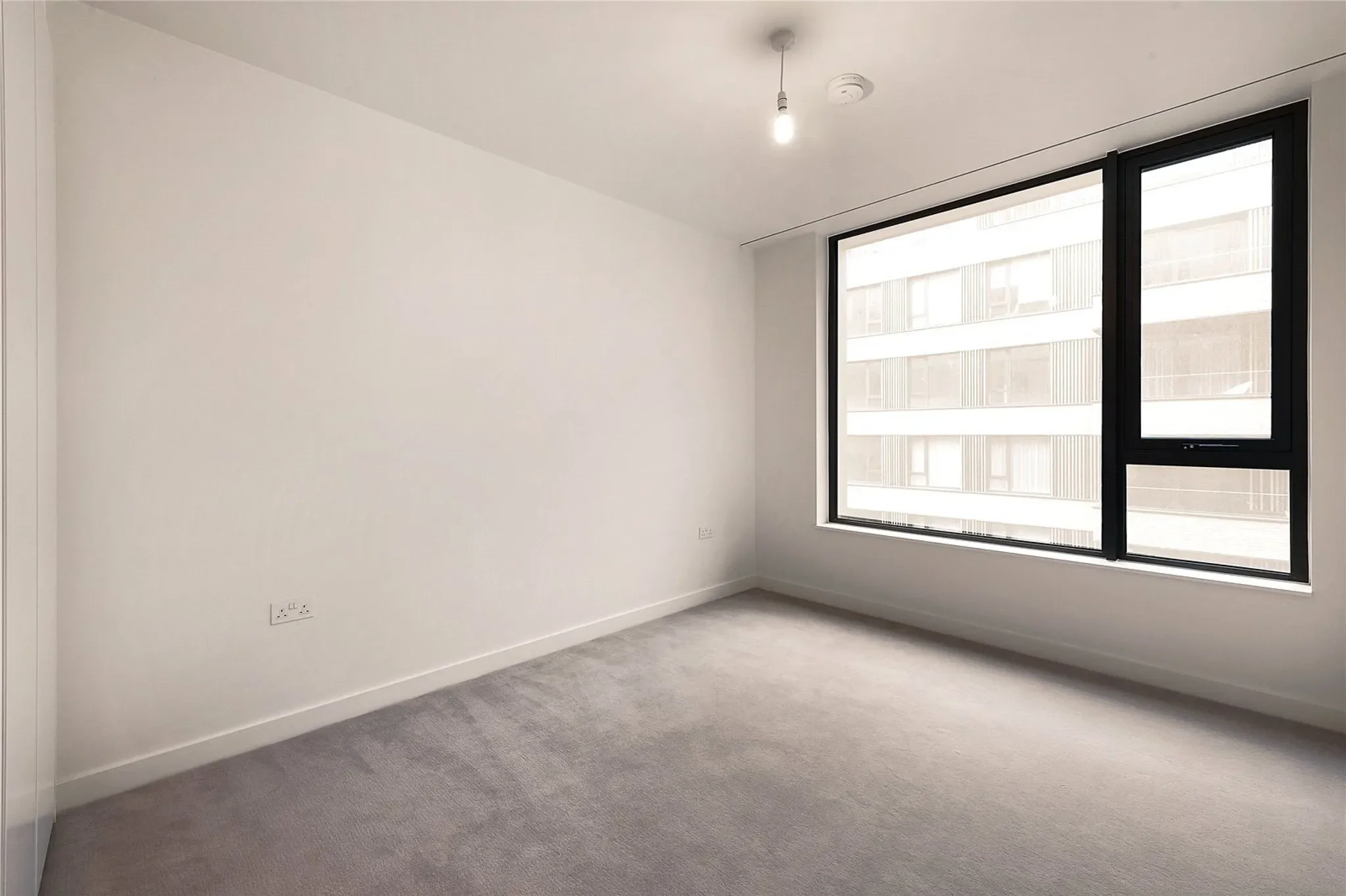Flat Wood Lane in Greater London