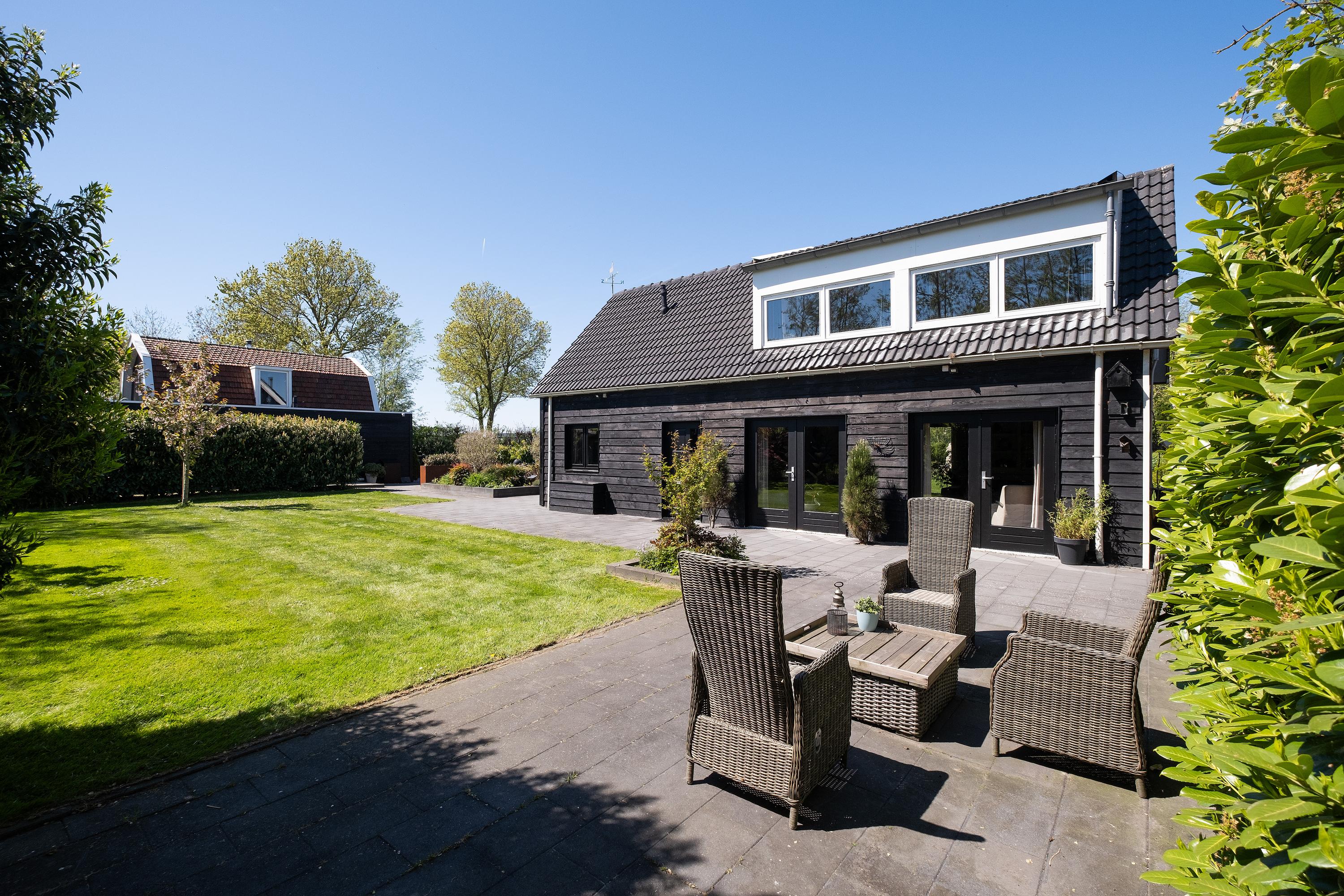 Vrijstaande woning te koop: Tuinstraat 49, Zwaagdijk-Oost