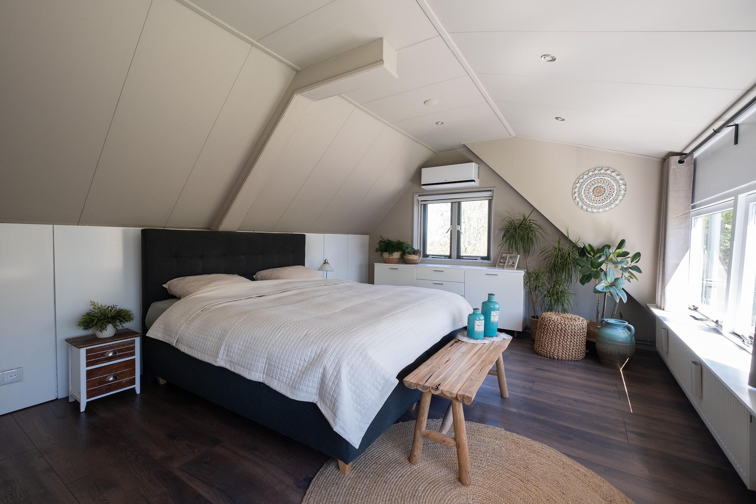 Vrijstaande woning te koop: Tuinstraat 49, Zwaagdijk-Oost