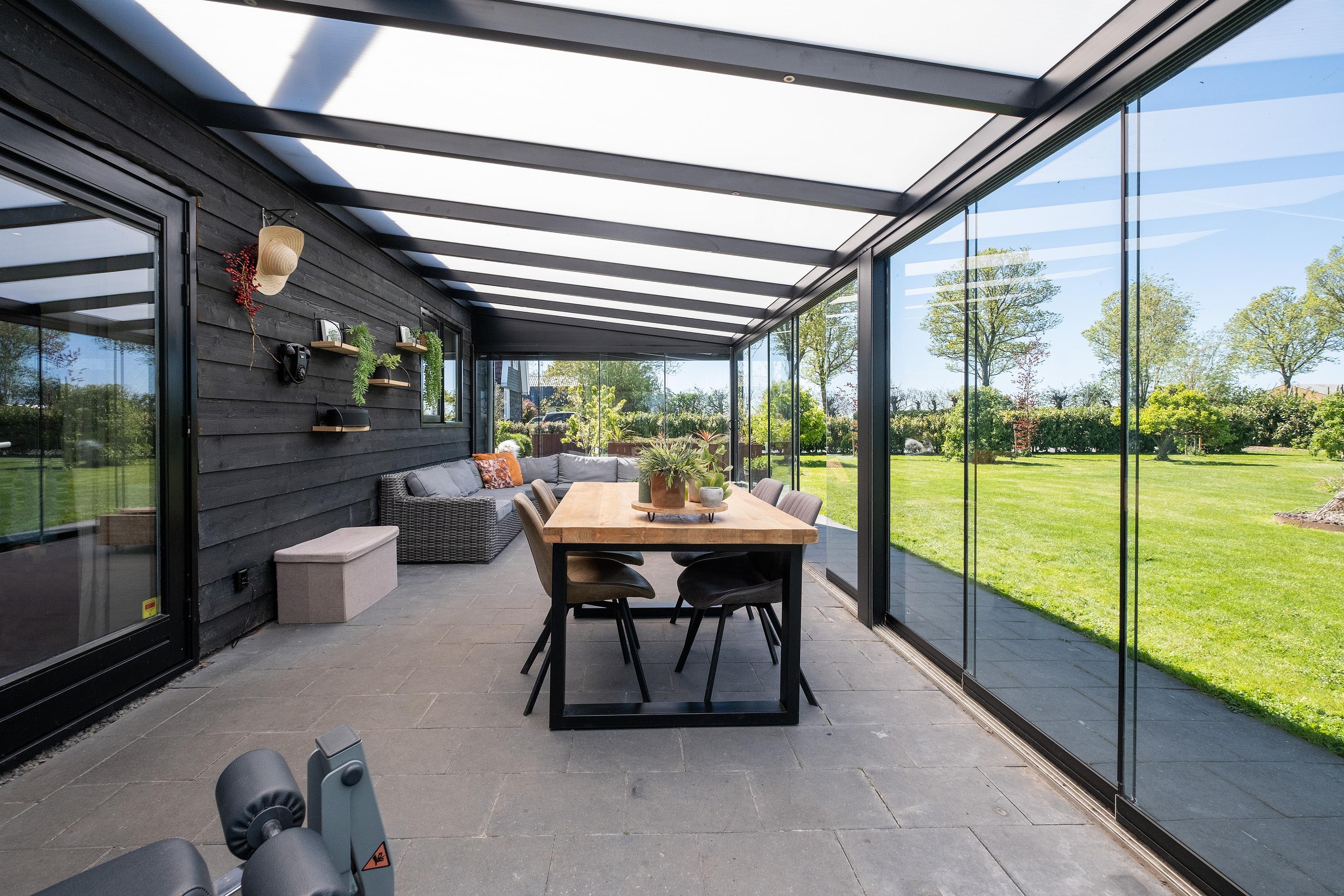 Vrijstaande woning te koop: Tuinstraat 49, Zwaagdijk-Oost