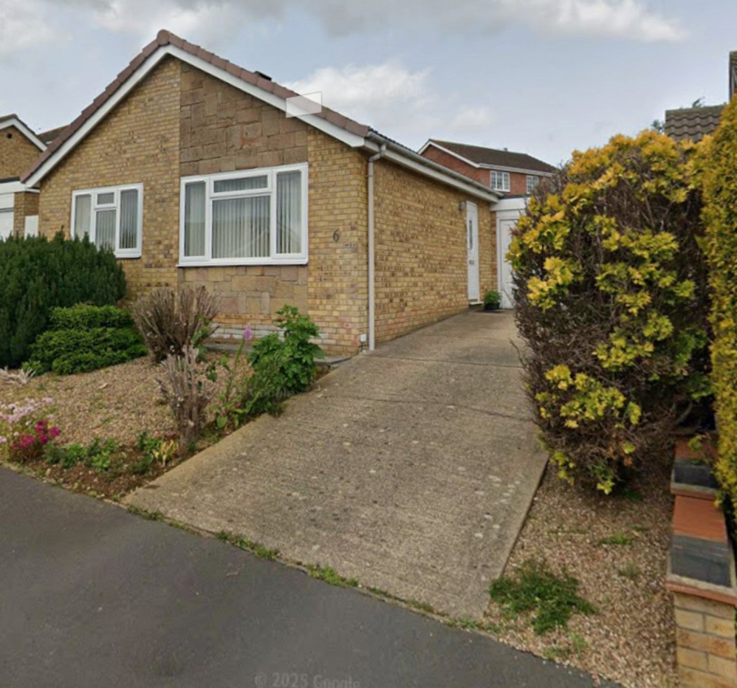 House Bristol Close in South Kesteven