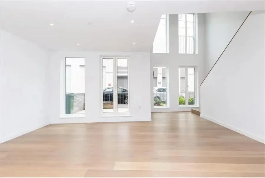 House Phoenix Place in Greater London