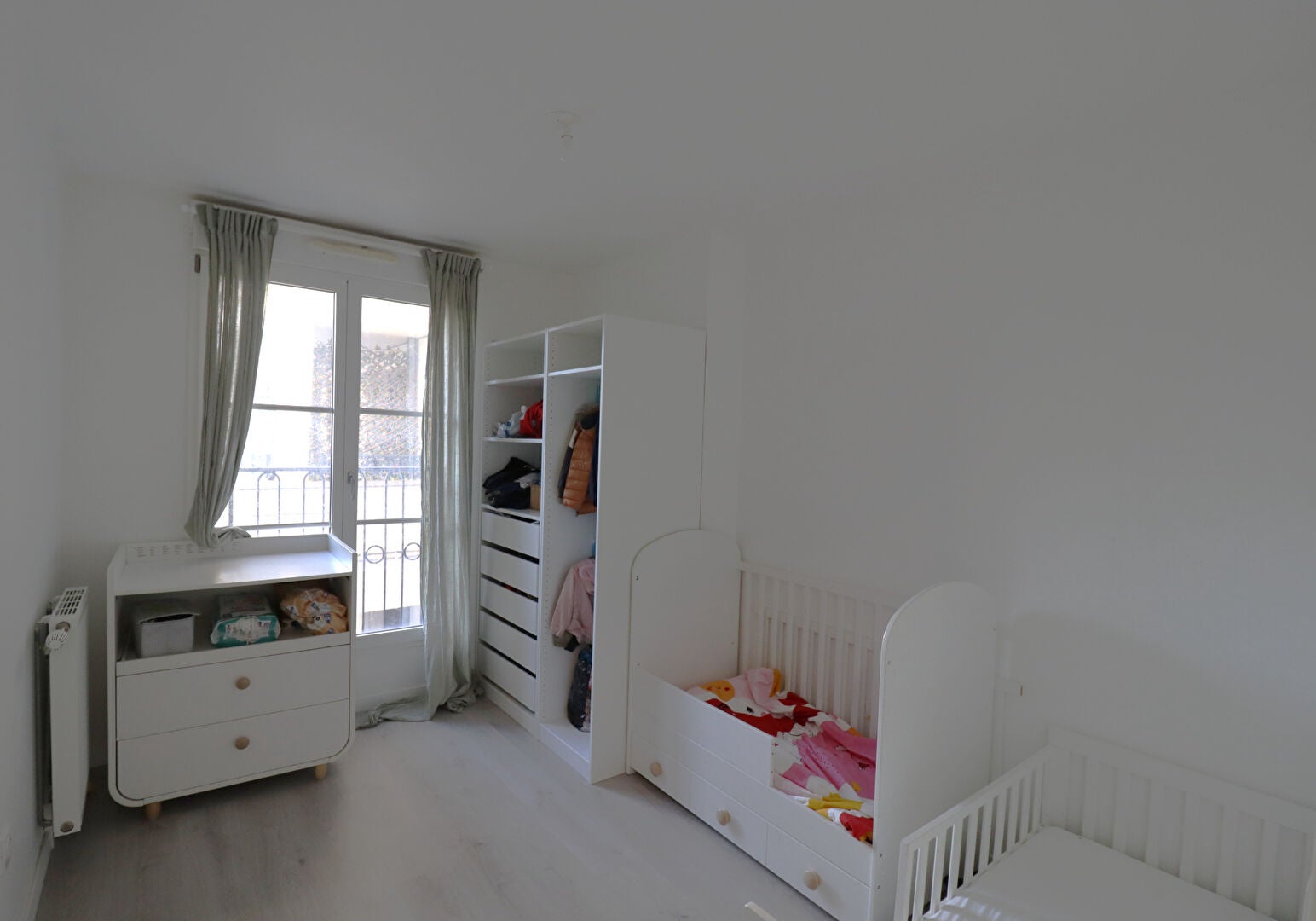 Flat Avenue Florian in Le Plessis-Robinson