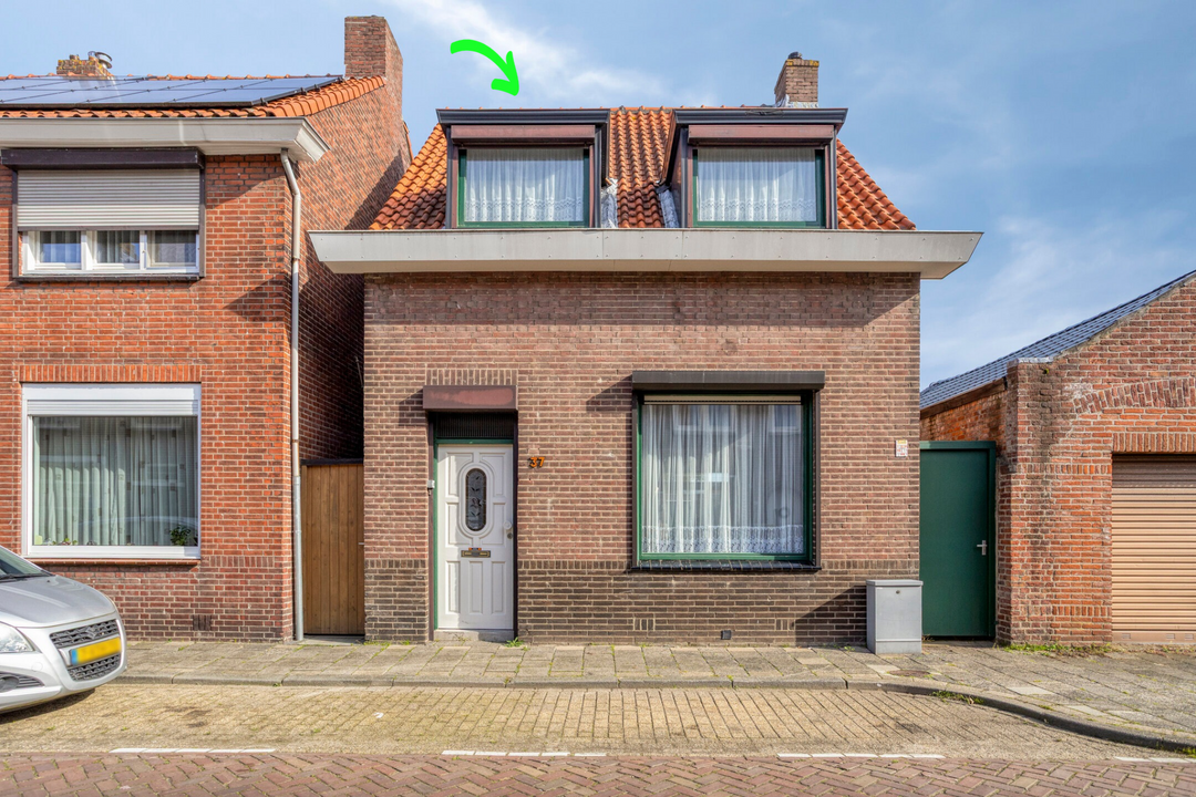 Huis Charitasstraat 37 in Roosendaal