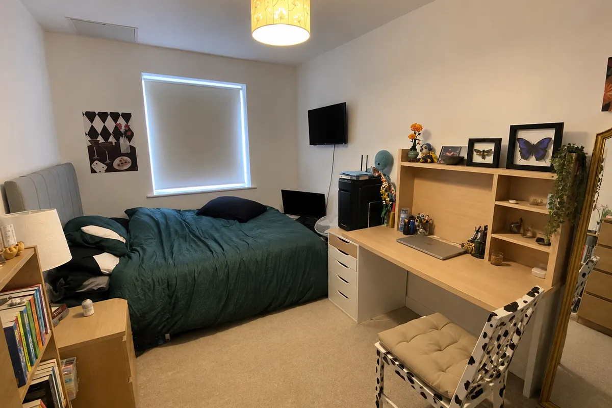 Flat Dalmeny Way in Epsom and Ewell