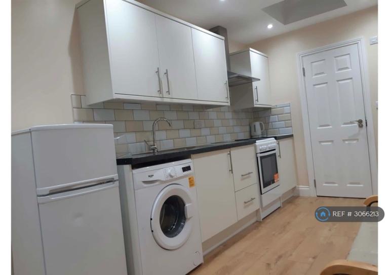 Flat Ditton Road in Datchet