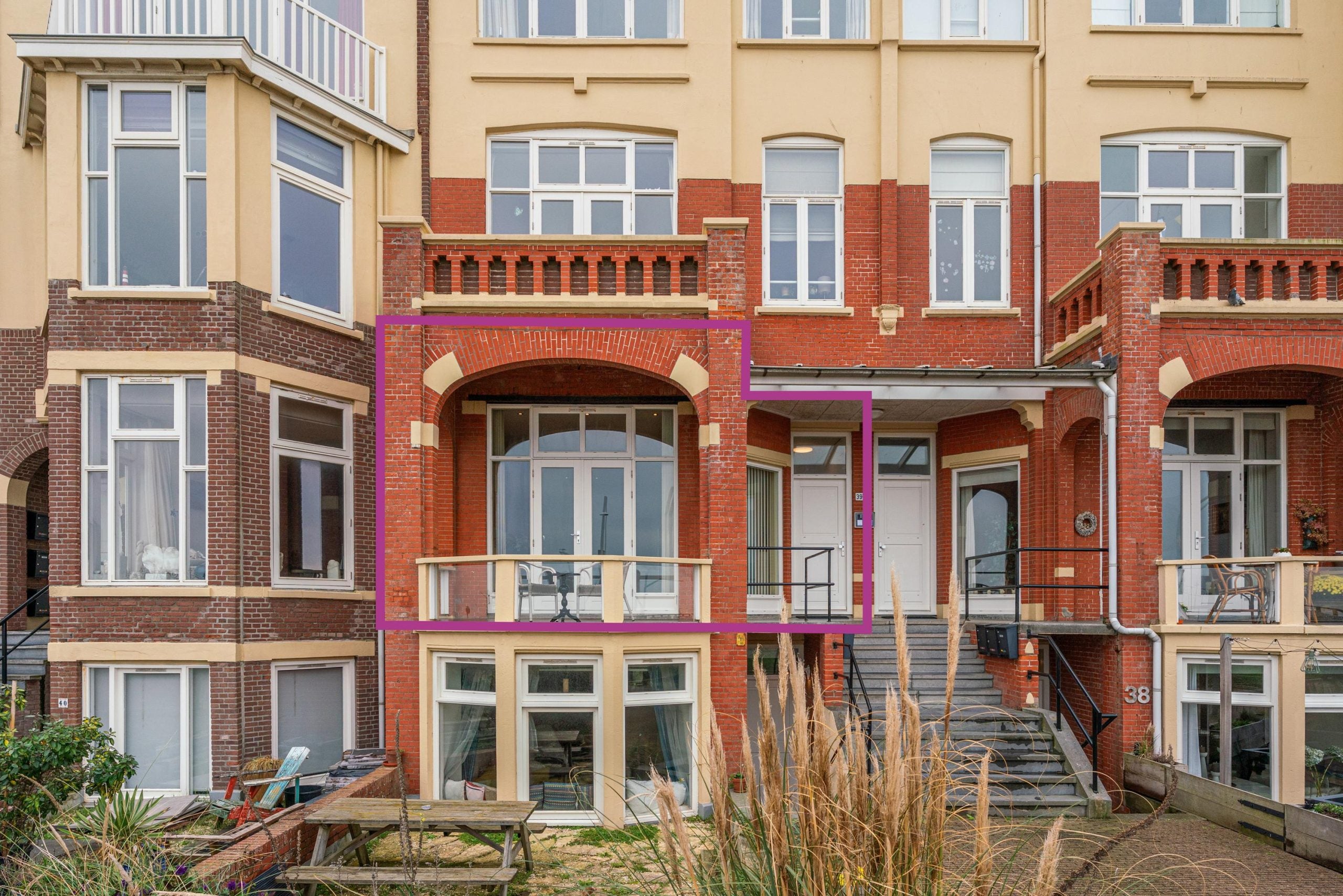 Appartement Zeekant 39 in Den Haag