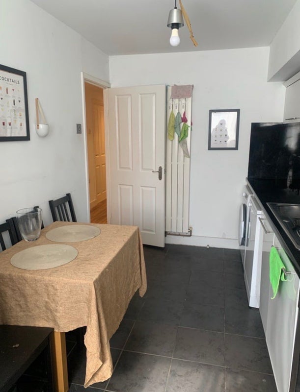 Room Carr Street in Greater London