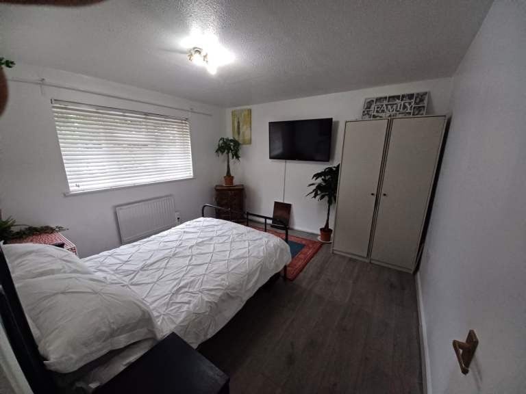 Flat Studley Road in Luton