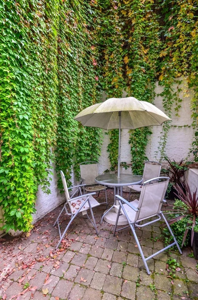 Flat Claverton Street in City of Westminster