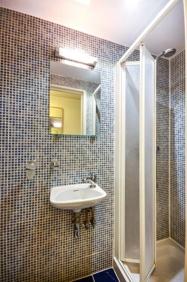 Flat Claverton Street in City of Westminster