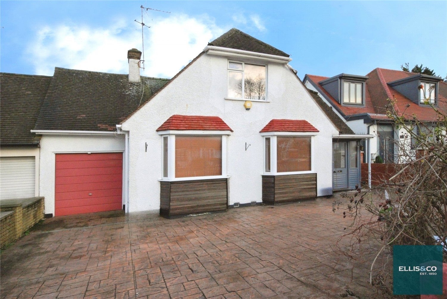 Flat Purley Avenue in Greater London