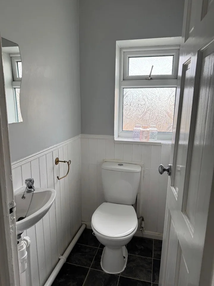 Room Pankhurst Crescent in Stevenage