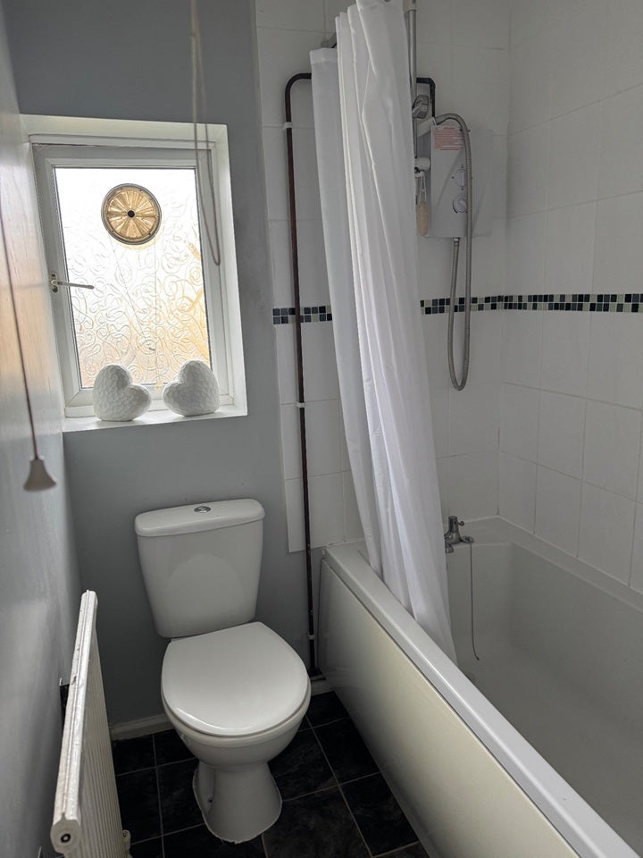 Room Pankhurst Crescent in Stevenage