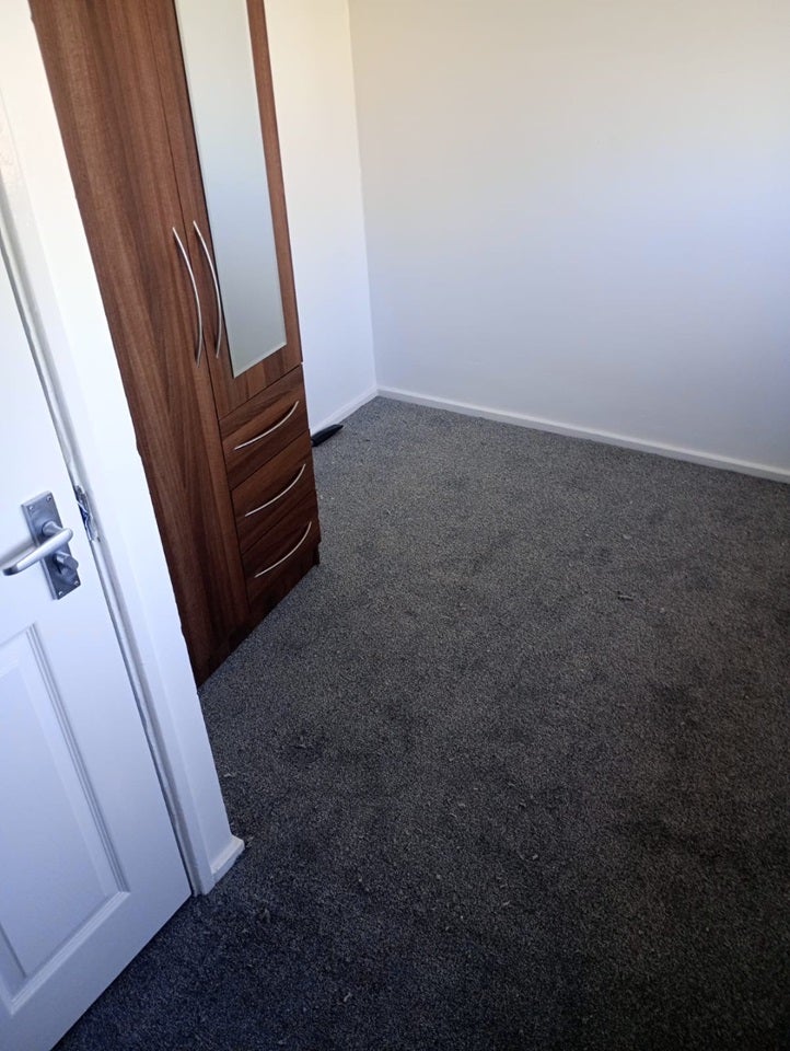 Room Pankhurst Crescent in Stevenage