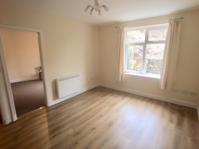Flat Queen Street in Great Harwood