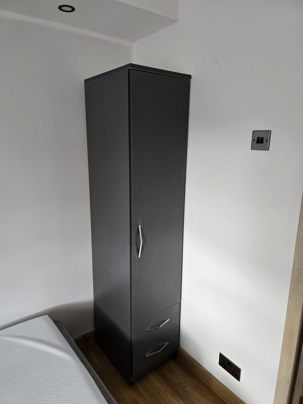 Room Grove Leaze in Bristol