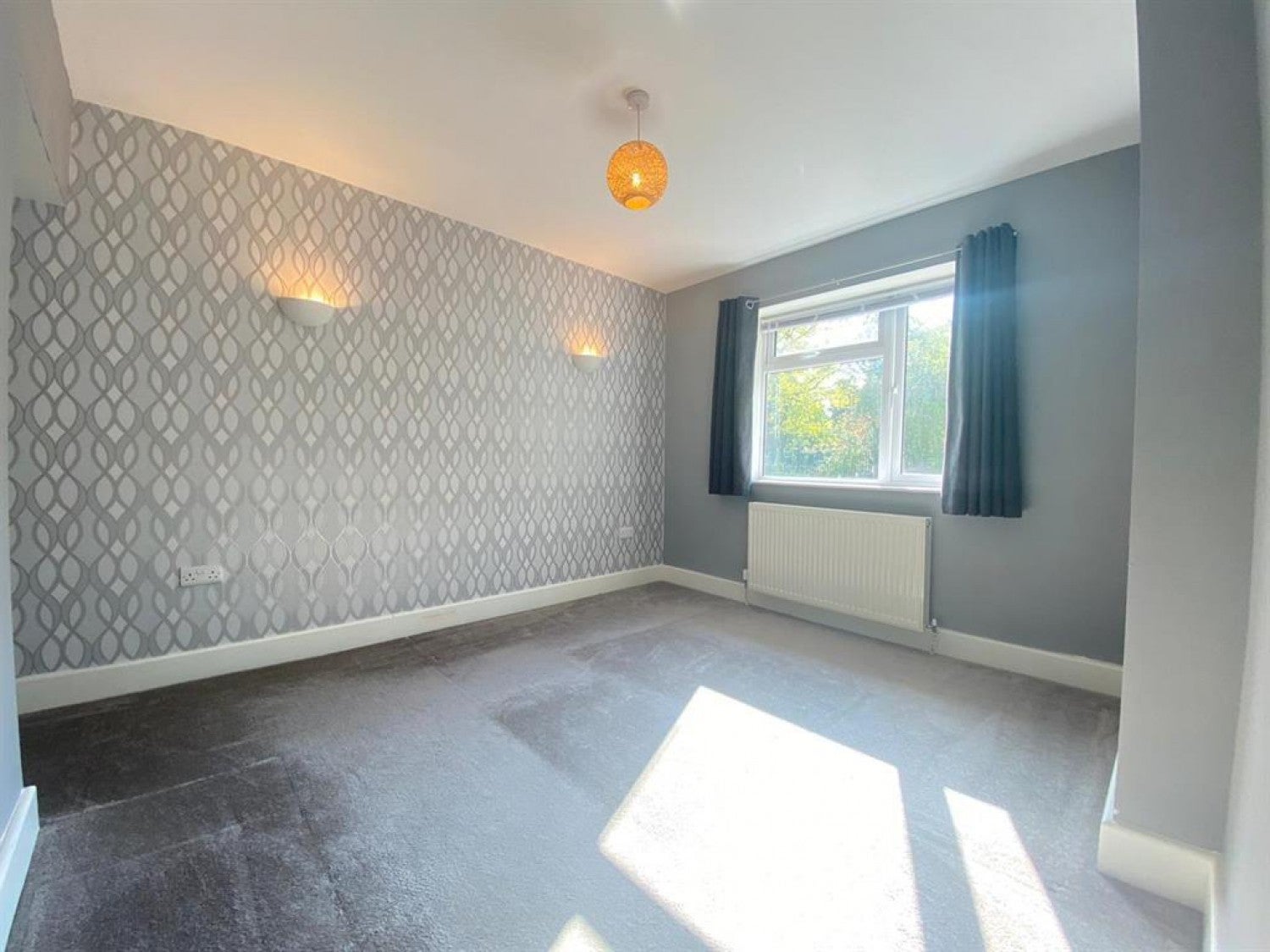 Flat Caslon Crescent in Stourbridge
