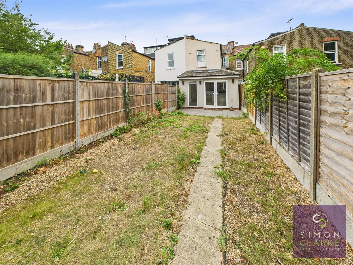 Flat Beresford Road in Greater London