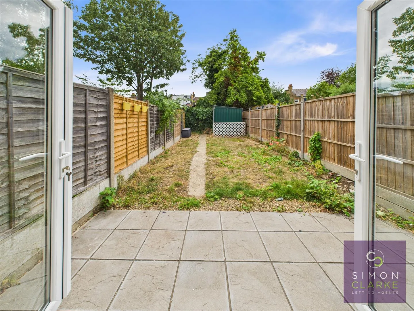 Flat Beresford Road in Greater London