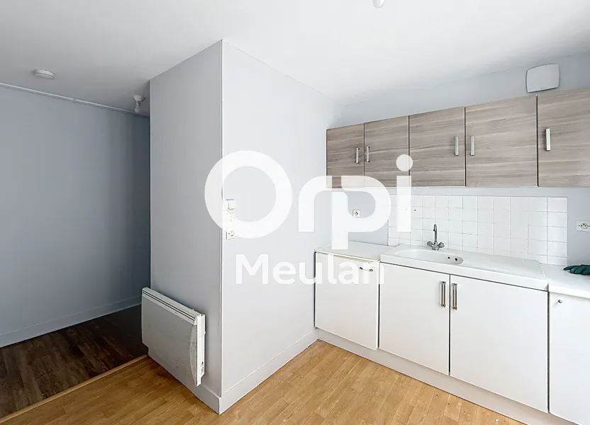 Flat Quai Albert Joly in Meulan-en-Yvelines