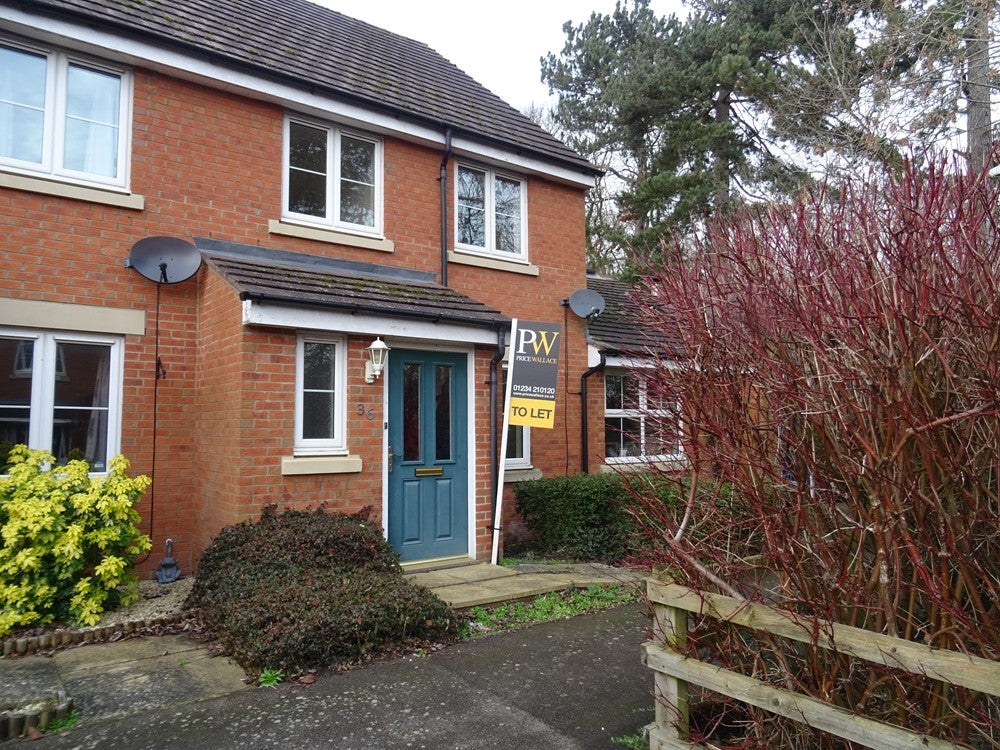 House Wood End Close in Sharnbrook