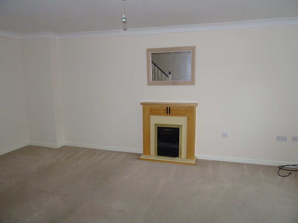 House Wood End Close in Sharnbrook