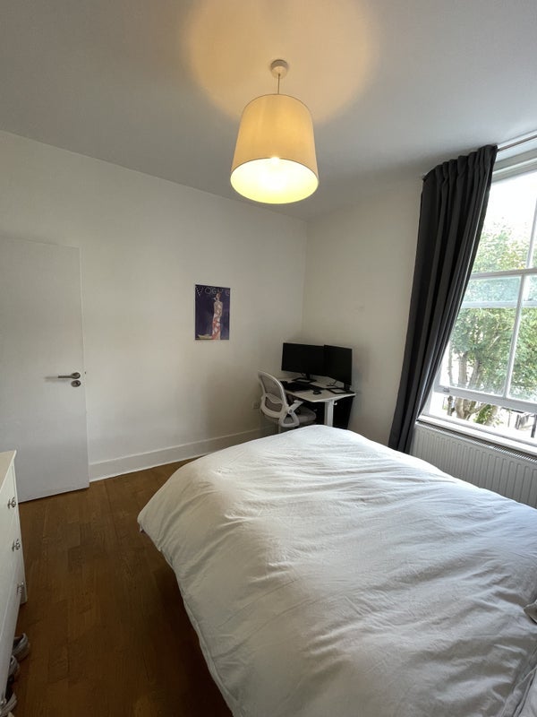 Room Hilldrop Road in Greater London
