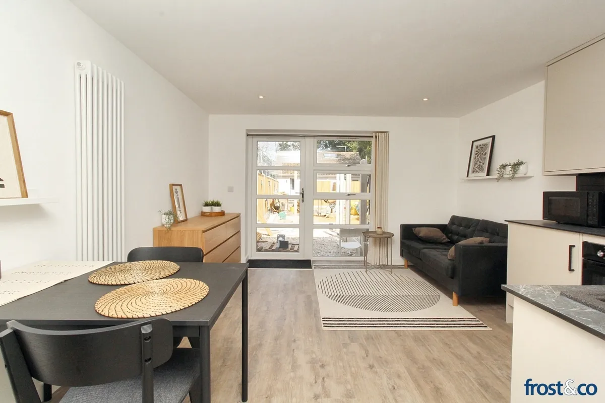Flat Parkstone Heights in Poole