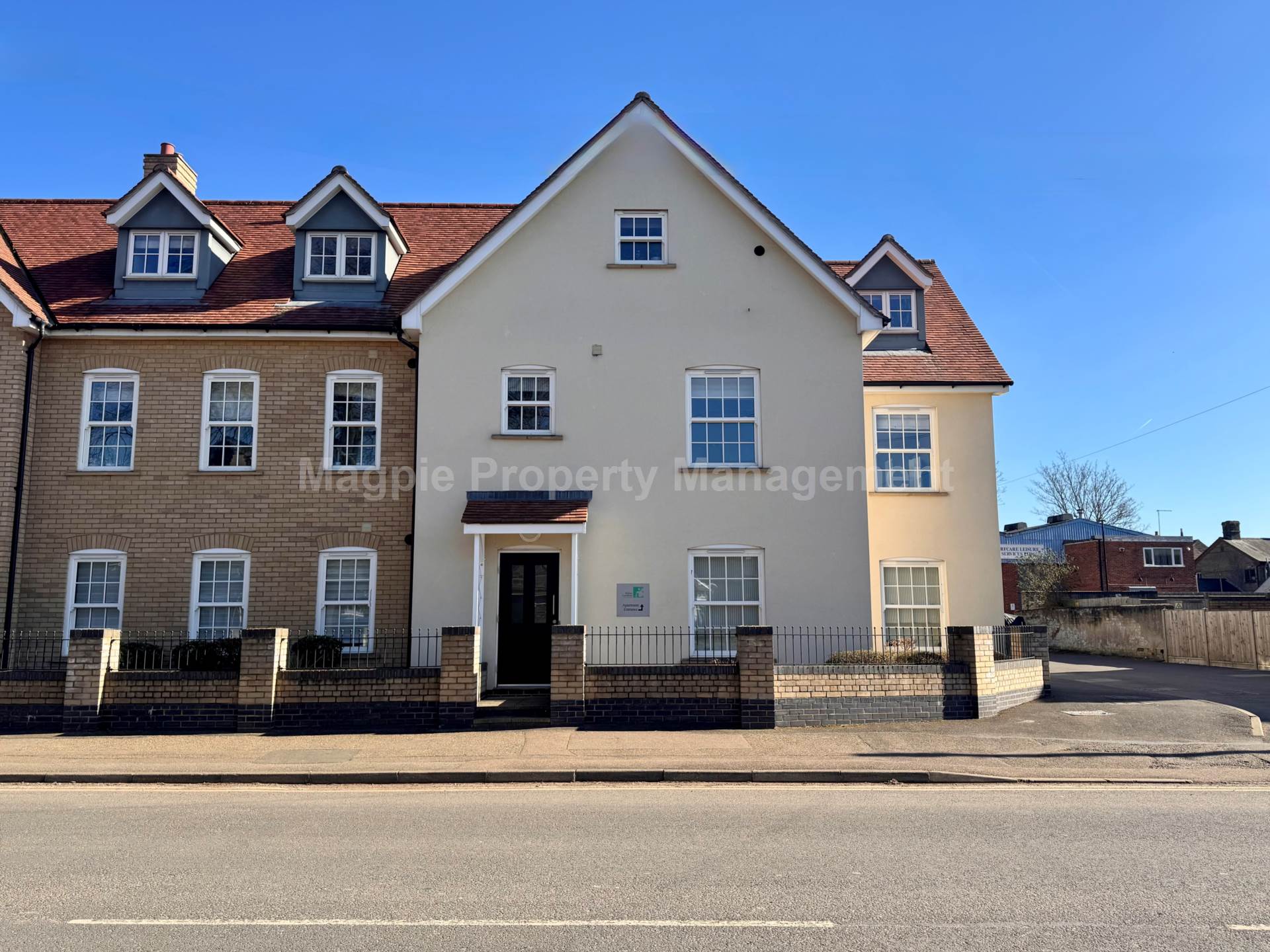 Flat High Street in St. Neots