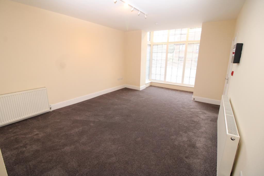 Flat Mottram Road in Tameside
