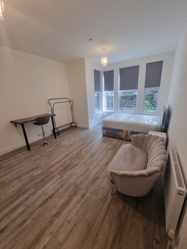 Room Derby Road in Nottingham