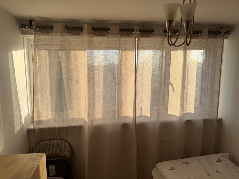 Room Hatherley Road in Greater London