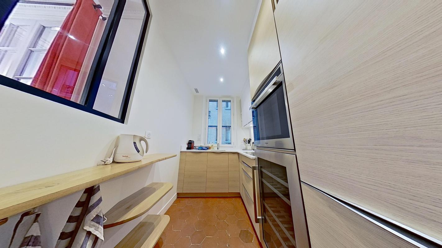 Appartement Rue Quinault à Paris
