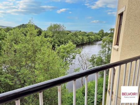 Flat Dores Road in Inverness