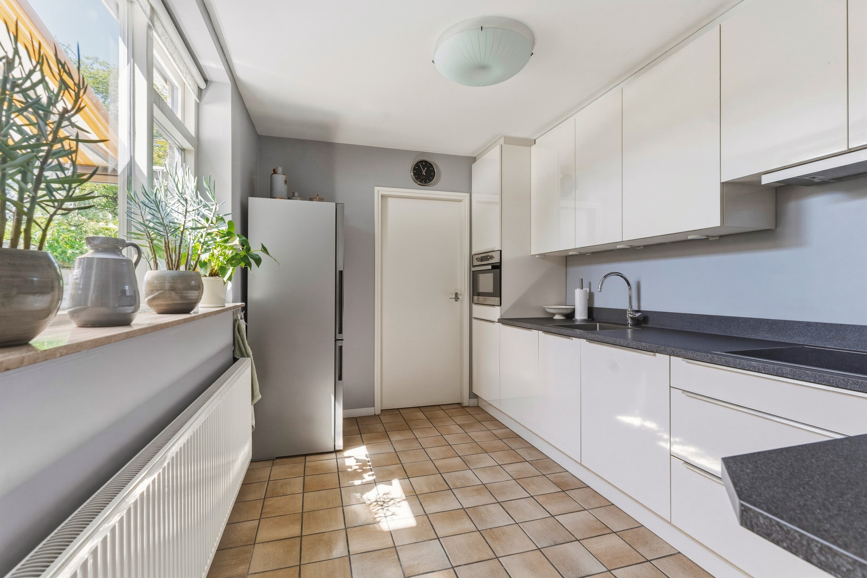 Tussenwoning te koop: Elsweide 63, Zevenaar