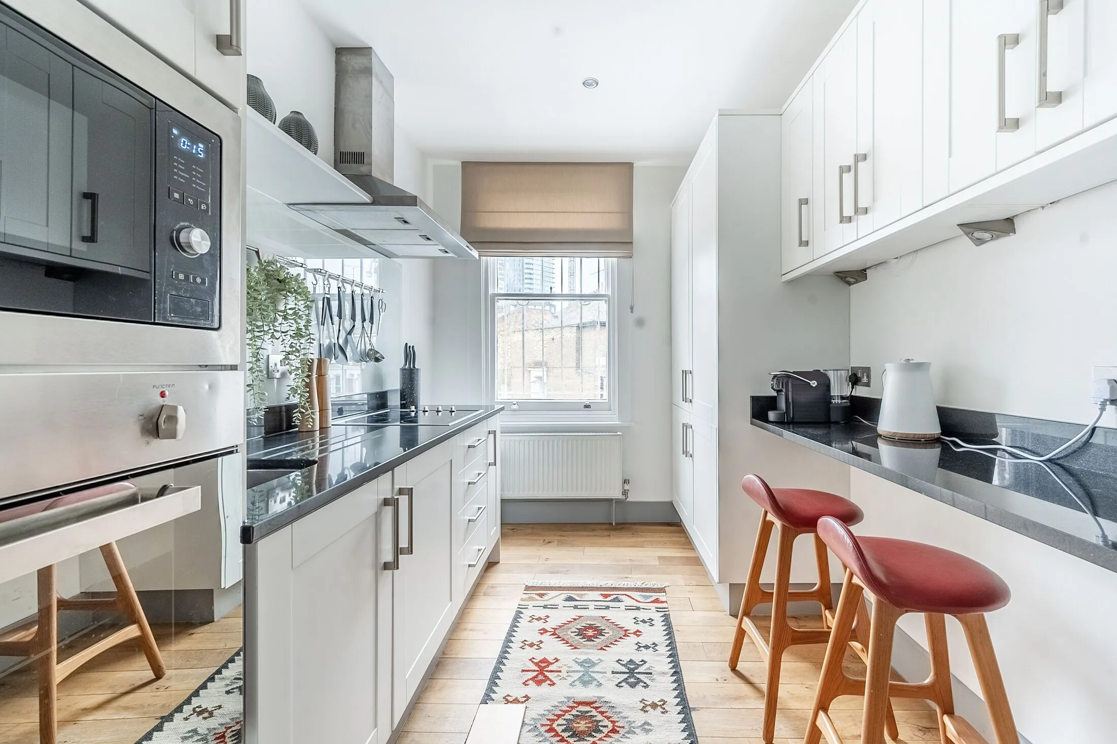 Flat Burnaby Street in Greater London